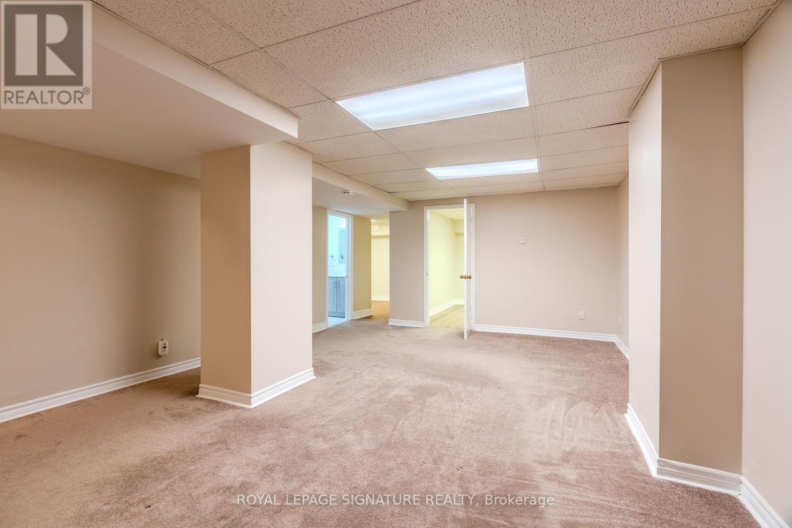 3263 Pebblewood Road, Mississauga (Meadowvale), Ontario  L5N 6P4 - Photo 32 - W12091403