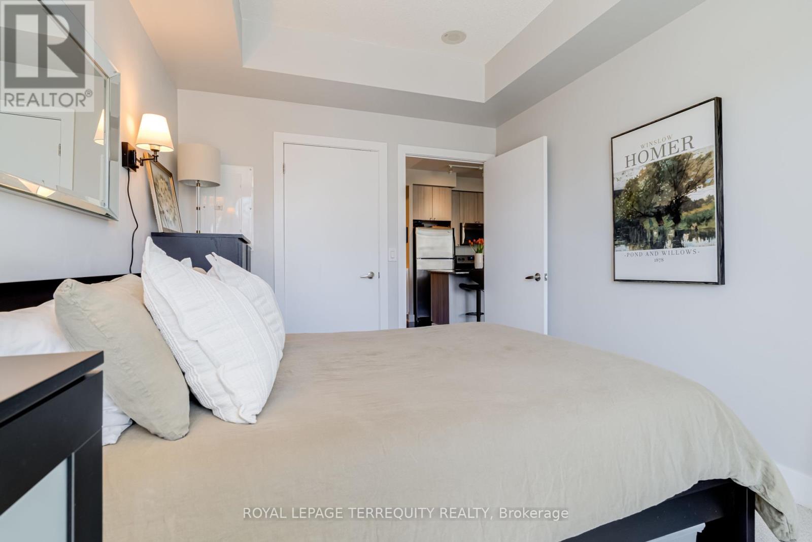 204 - 1638 Bloor Street W, Toronto (High Park North), Ontario  M6P 0A6 - Photo 11 - W12091412