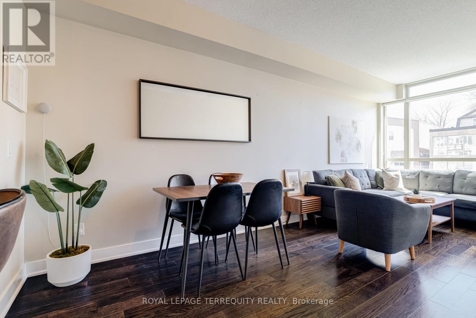 204 - 1638 Bloor Street W, Toronto (High Park North), Ontario  M6P 0A6 - Photo 6 - W12091412