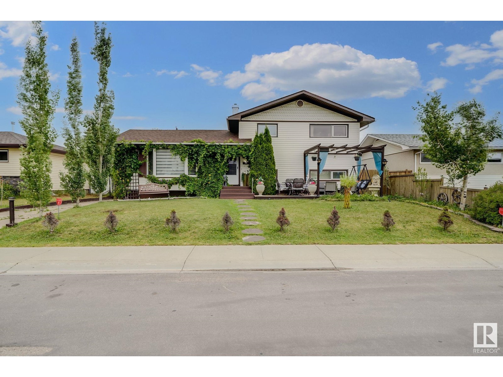 Property at 9305 163 ST NW NW image 1