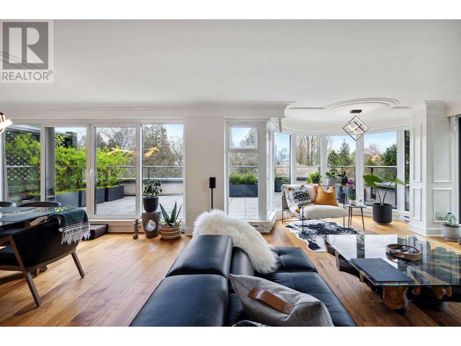 57 1425 LAMEY'S MILL ROAD, Vancouver, British Columbia