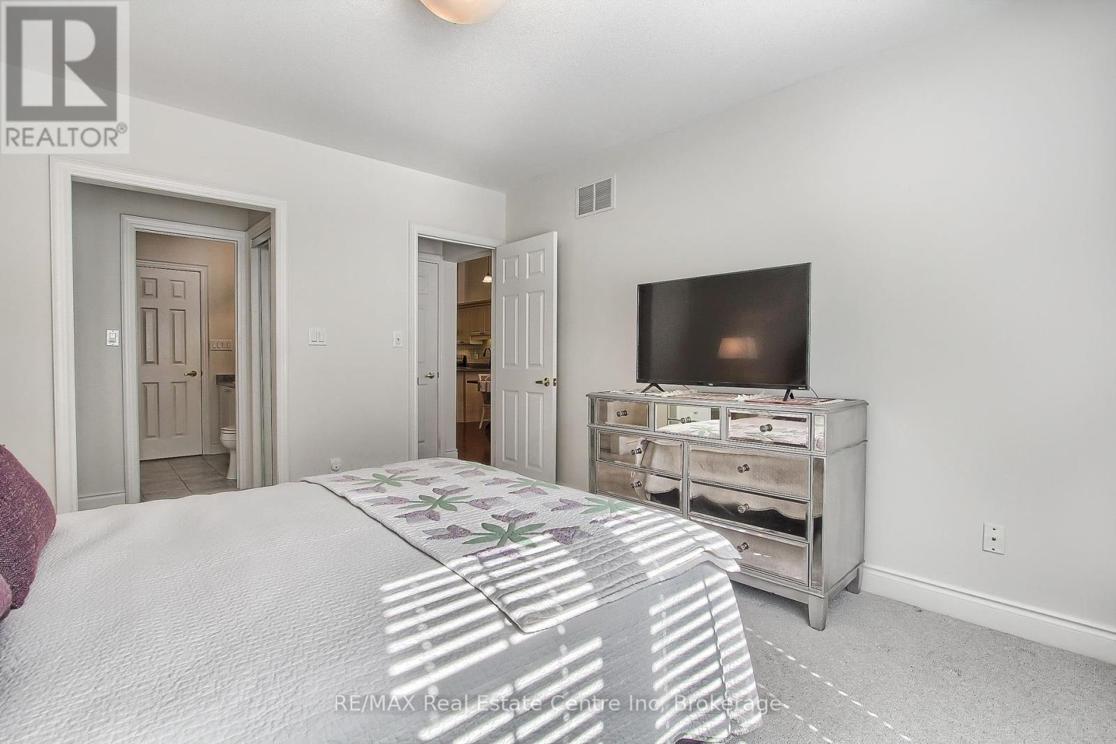 372 Terry Carter Crescent, Newmarket, Ontario  L3Y 9G1 - Photo 18 - N12091433