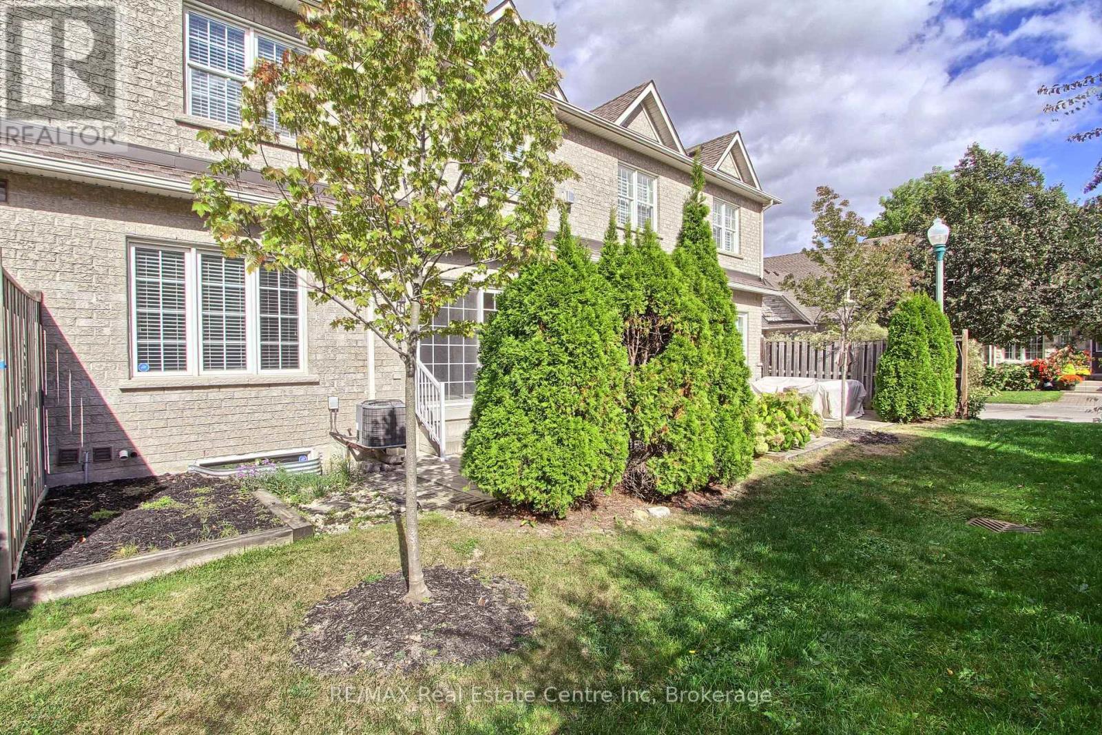 372 Terry Carter Crescent, Newmarket, Ontario  L3Y 9G1 - Photo 32 - N12091433