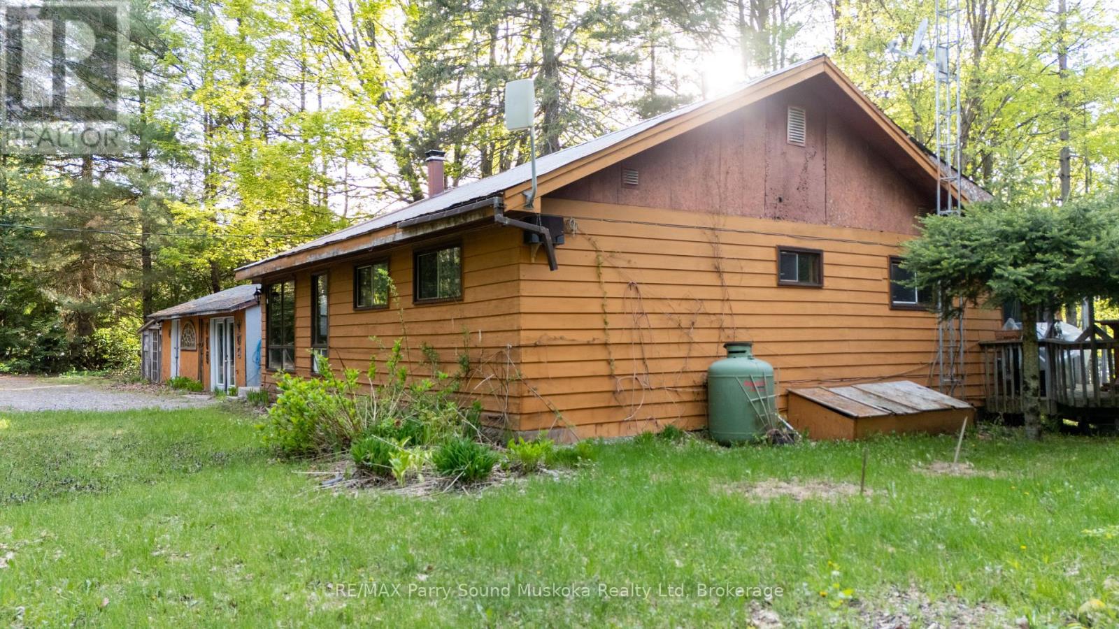 82 Bradley Road, Seguin, Ontario  P2A 2W9 - Photo 37 - X12091439