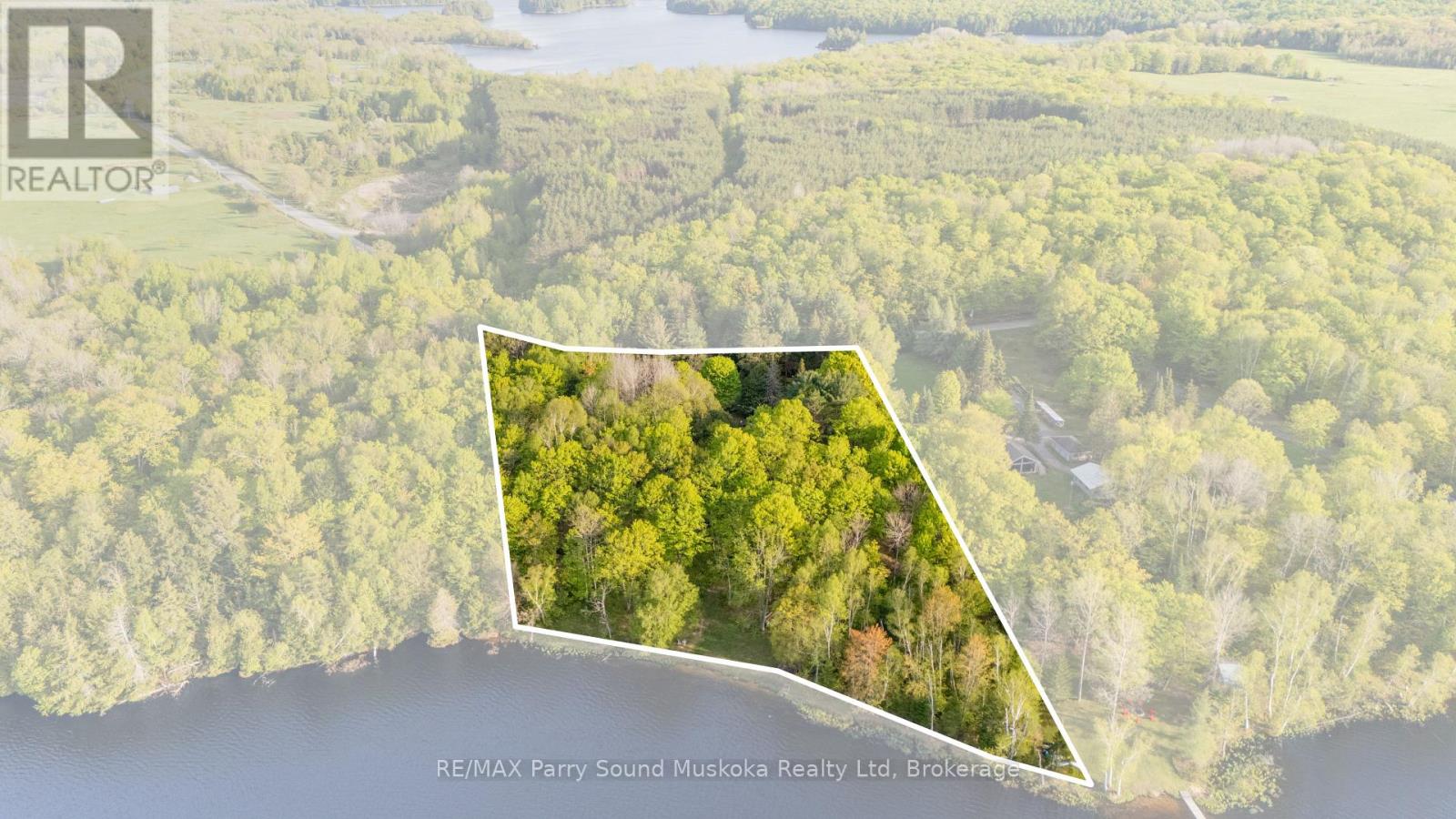 82 Bradley Road, Seguin, Ontario  P2A 2W9 - Photo 5 - X12091439