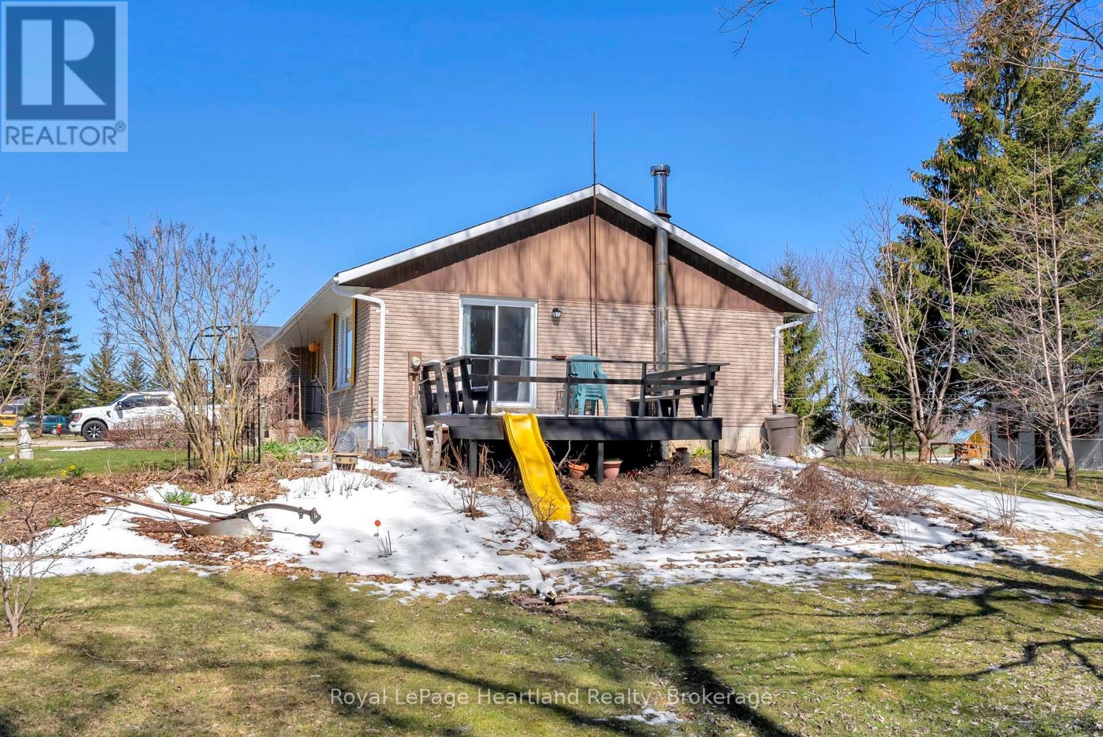 21 Brown Street S, Minto, Ontario  N0G 1M0 - Photo 29 - X12091444