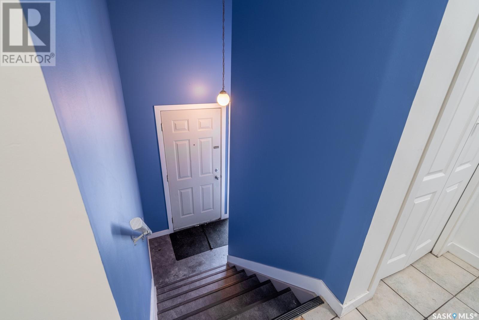 Property at A+B 2080 OTTAWA STREET image 4