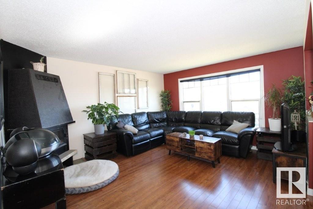 Property at 292 KIRKWOOD AV NW image 3