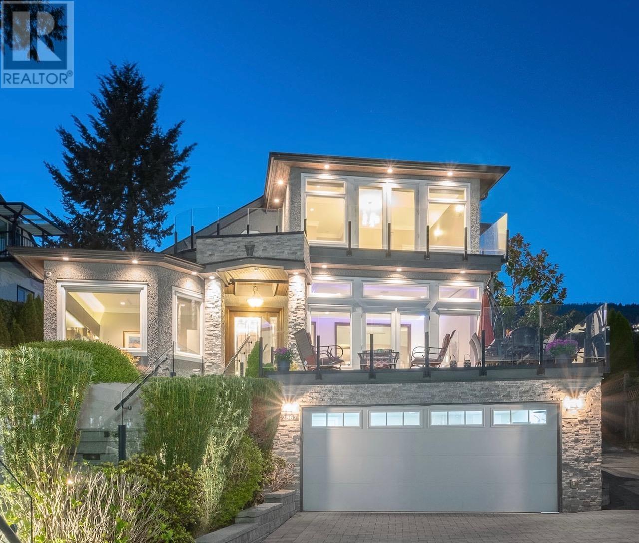 Property at 2567 LAWSON AVENUE image 1