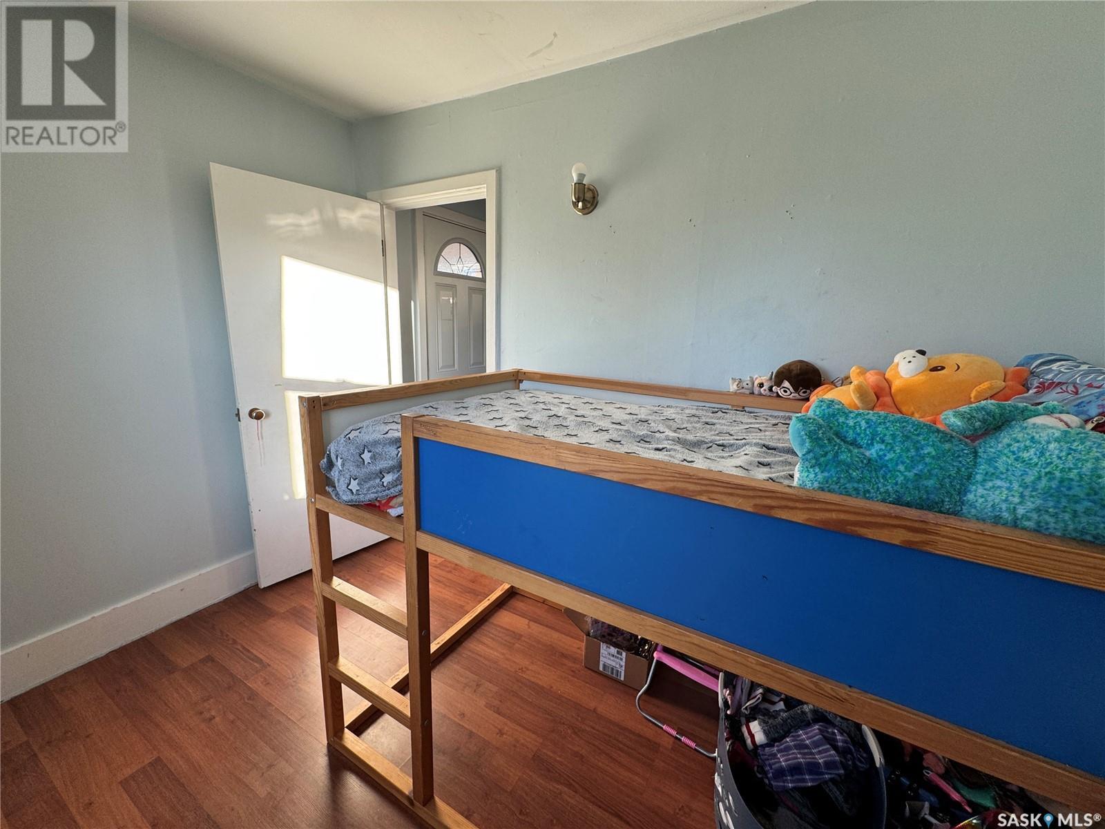 304 4th Avenue E, Biggar, Saskatchewan  S0K 0M0 - Photo 15 - SK985101
