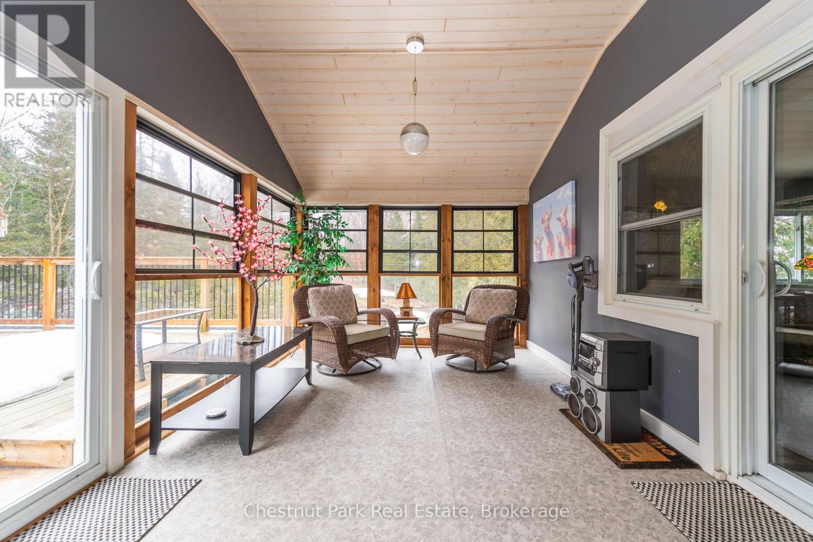 256 Woodland Drive, Huntsville, Ontario  P1H 1A6 - Photo 22 - X12091109