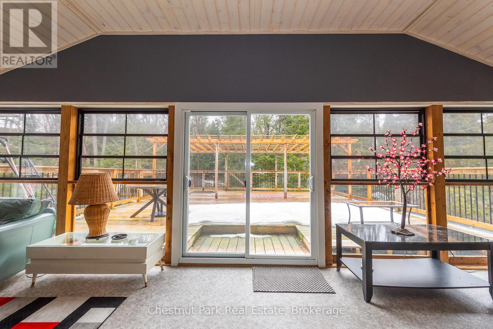 256 Woodland Drive, Huntsville, Ontario  P1H 1A6 - Photo 20 - X12091109