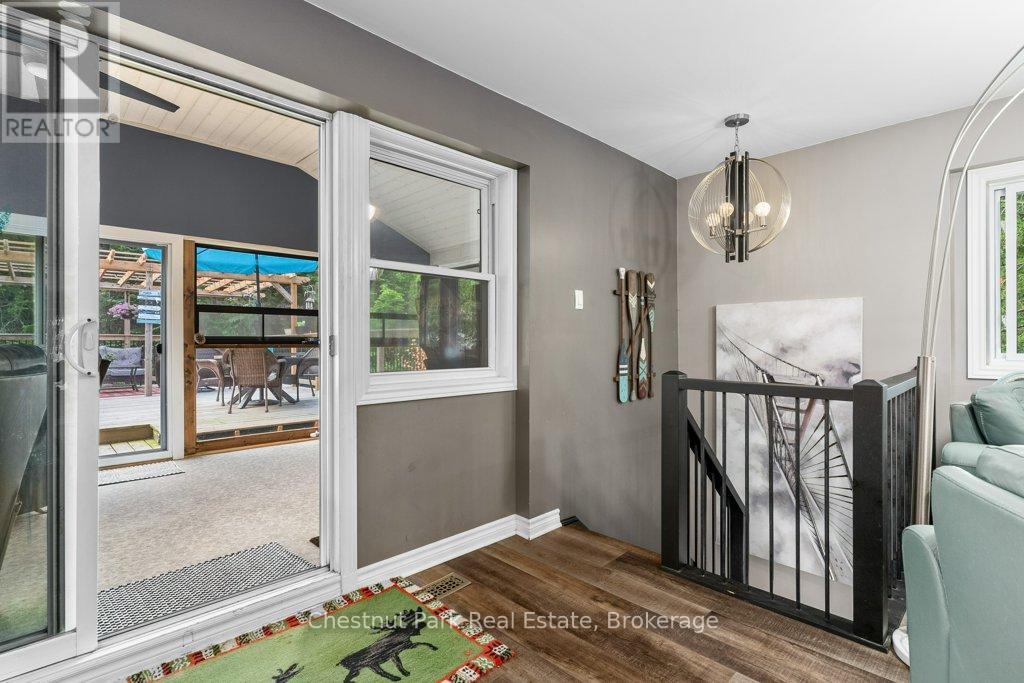 256 Woodland Drive, Huntsville, Ontario  P1H 1A6 - Photo 19 - X12091109