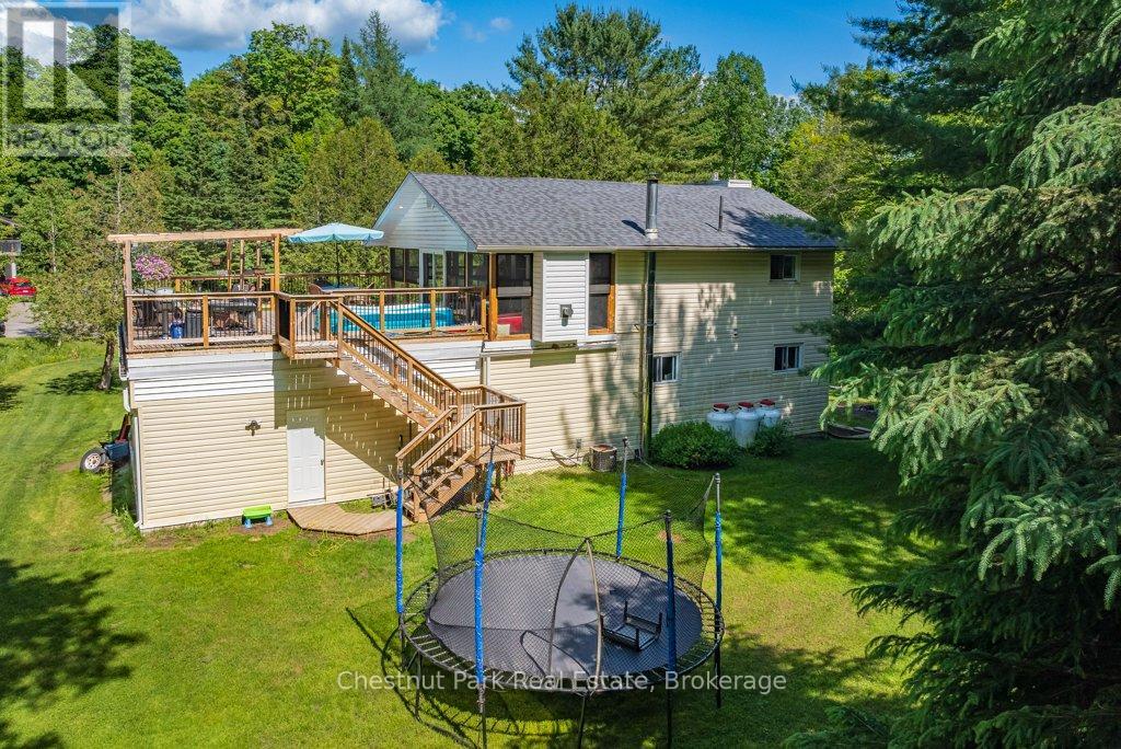 256 Woodland Drive, Huntsville, Ontario  P1H 1A6 - Photo 33 - X12091109