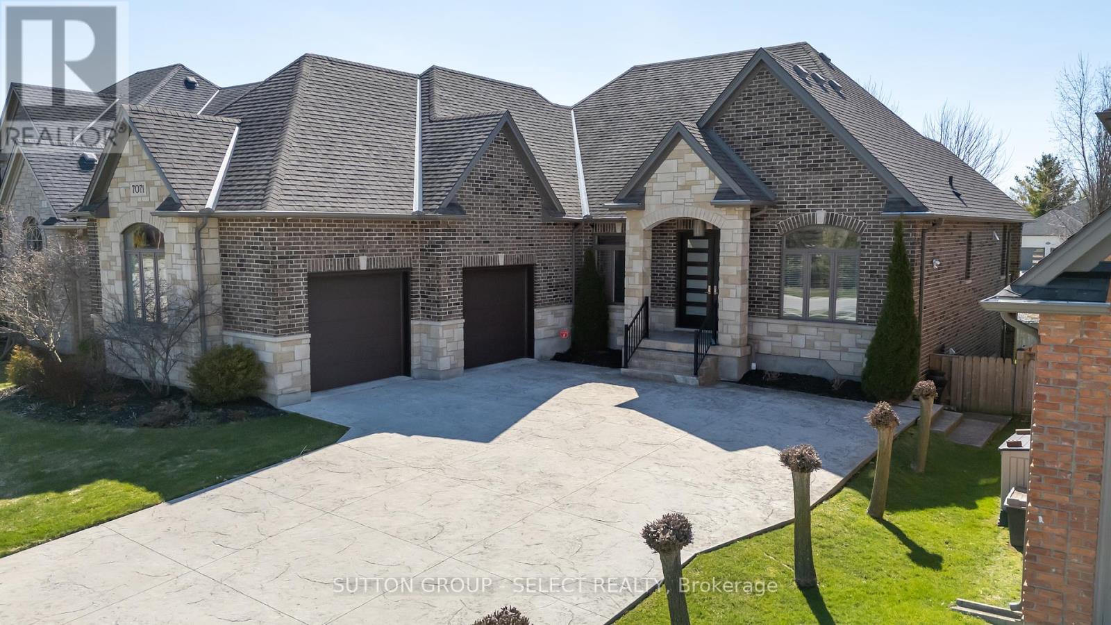Property at 7071 CLAYTON WALK image 1