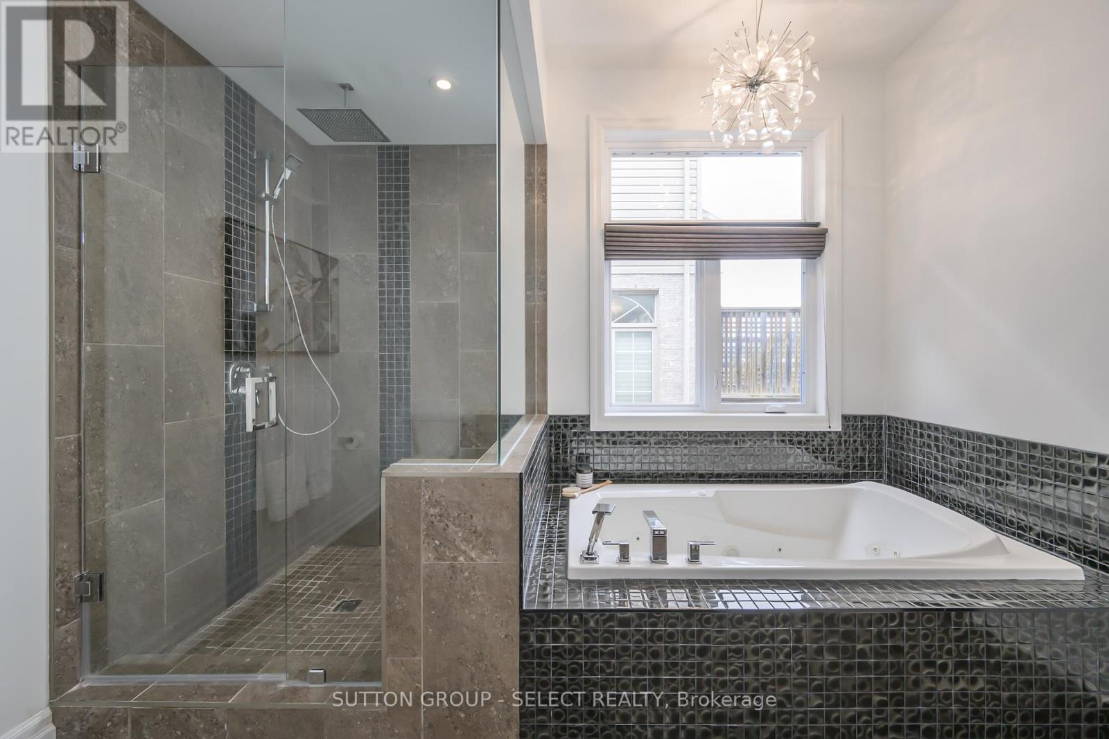 Photo 19 of 44 for 7071 Clayton Walk