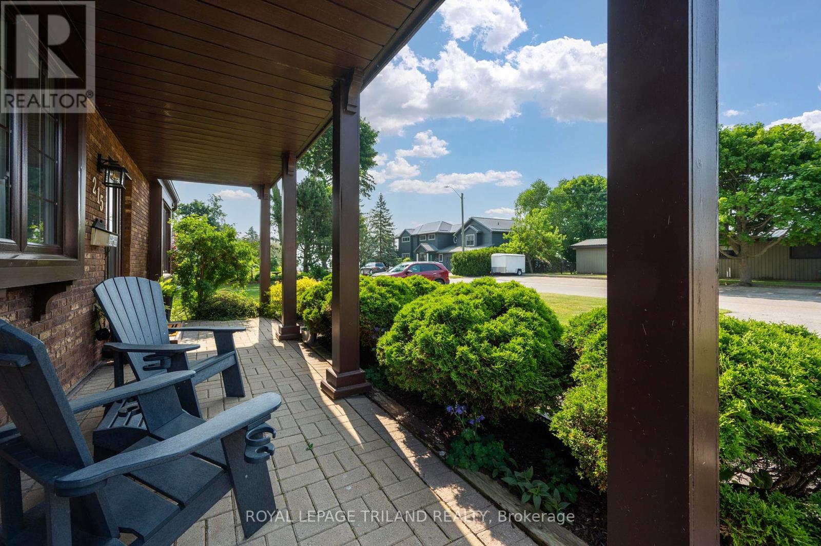 215 Kitchener Avenue, Central Elgin, Ontario  N5L 1A3 - Photo 36 - X12090015