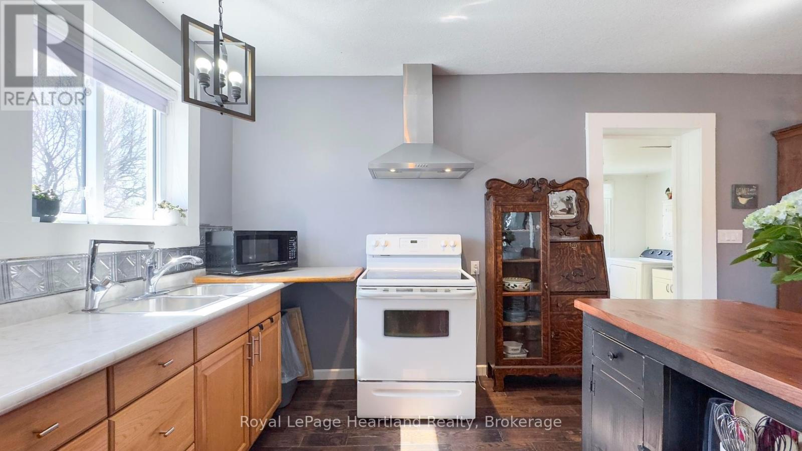 36973 Londesboro Road, Ashfield-Colborne-Wawanosh, Ontario  N7A 3Y1 - Photo 10 - X12091519