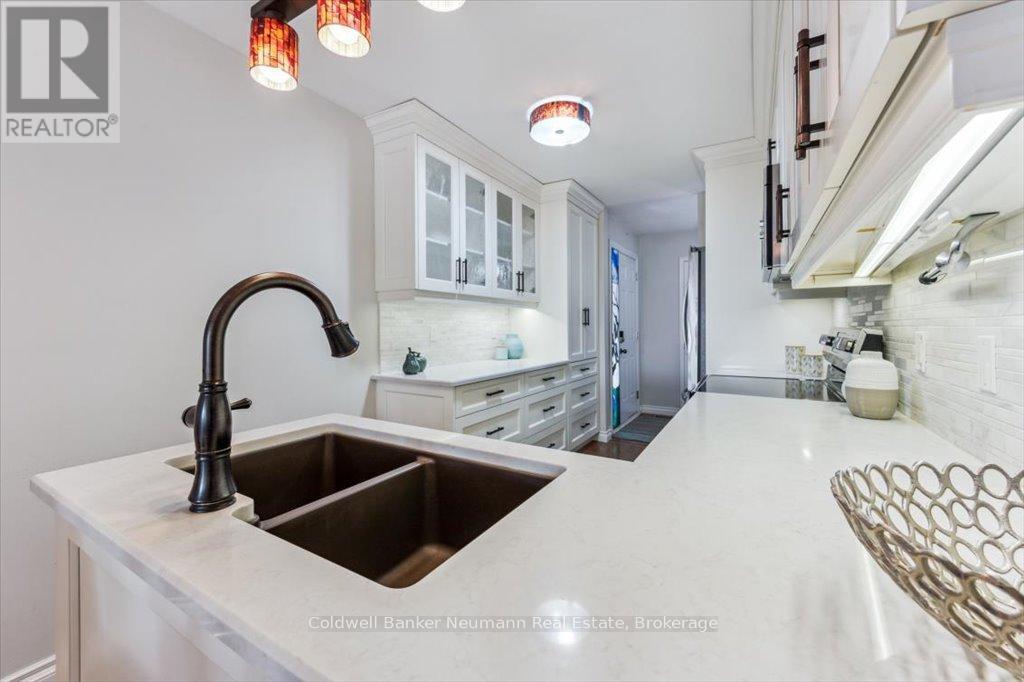 26 - 60 Ptarmigan Drive, Guelph, Ontario  N1C 1E5 - Photo 17 - X12091529