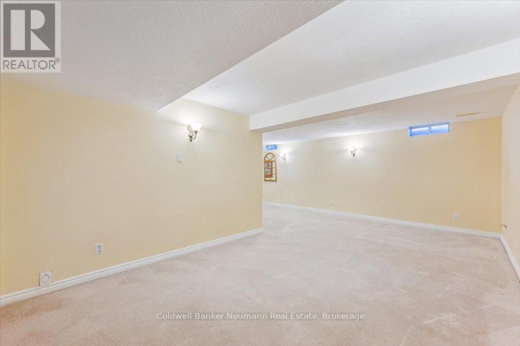 26 - 60 Ptarmigan Drive, Guelph, Ontario  N1C 1E5 - Photo 28 - X12091529