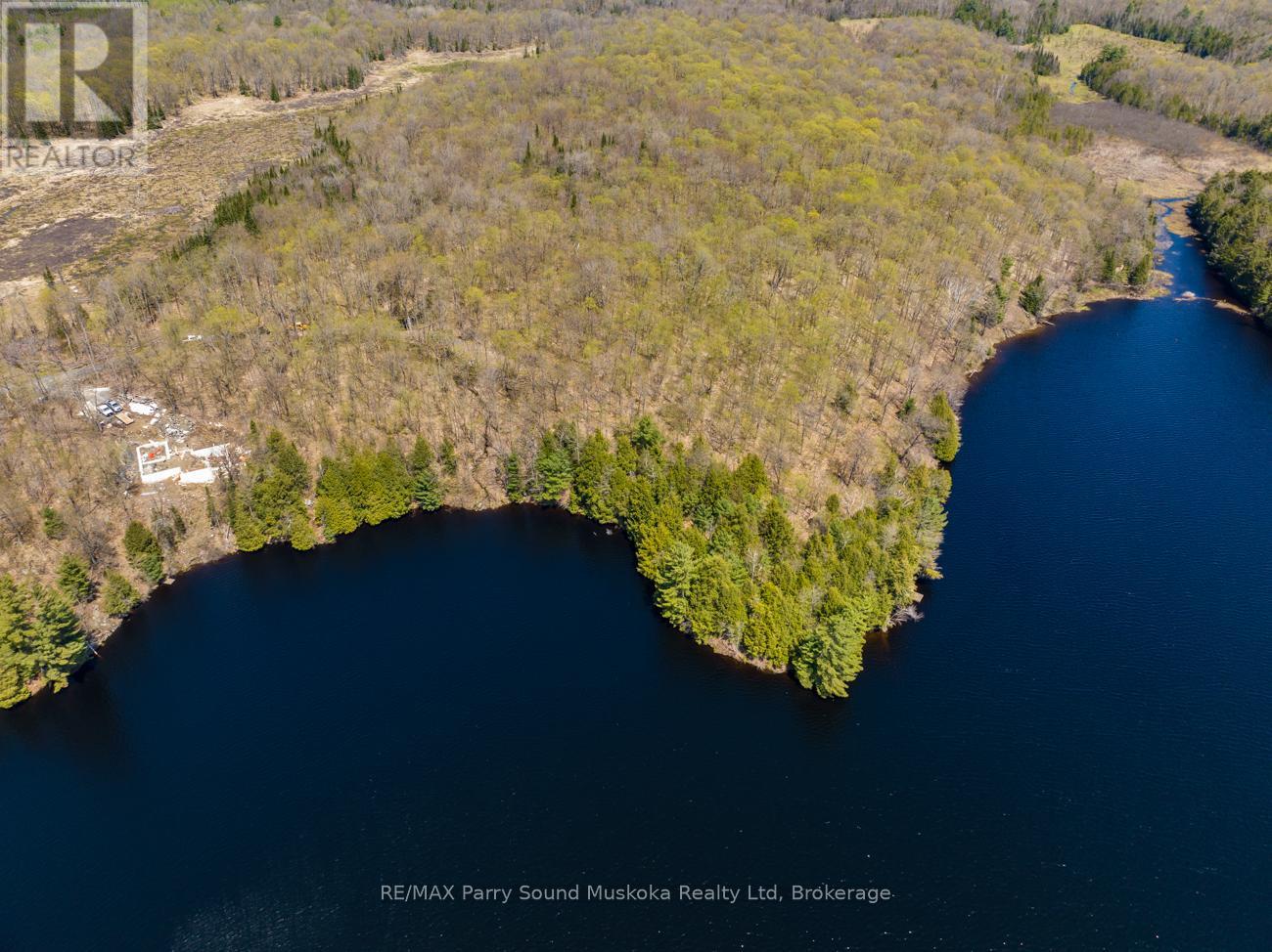 31 Pauls Bay Road, Mcdougall, Ontario  P2A 2W7 - Photo 11 - X12091558