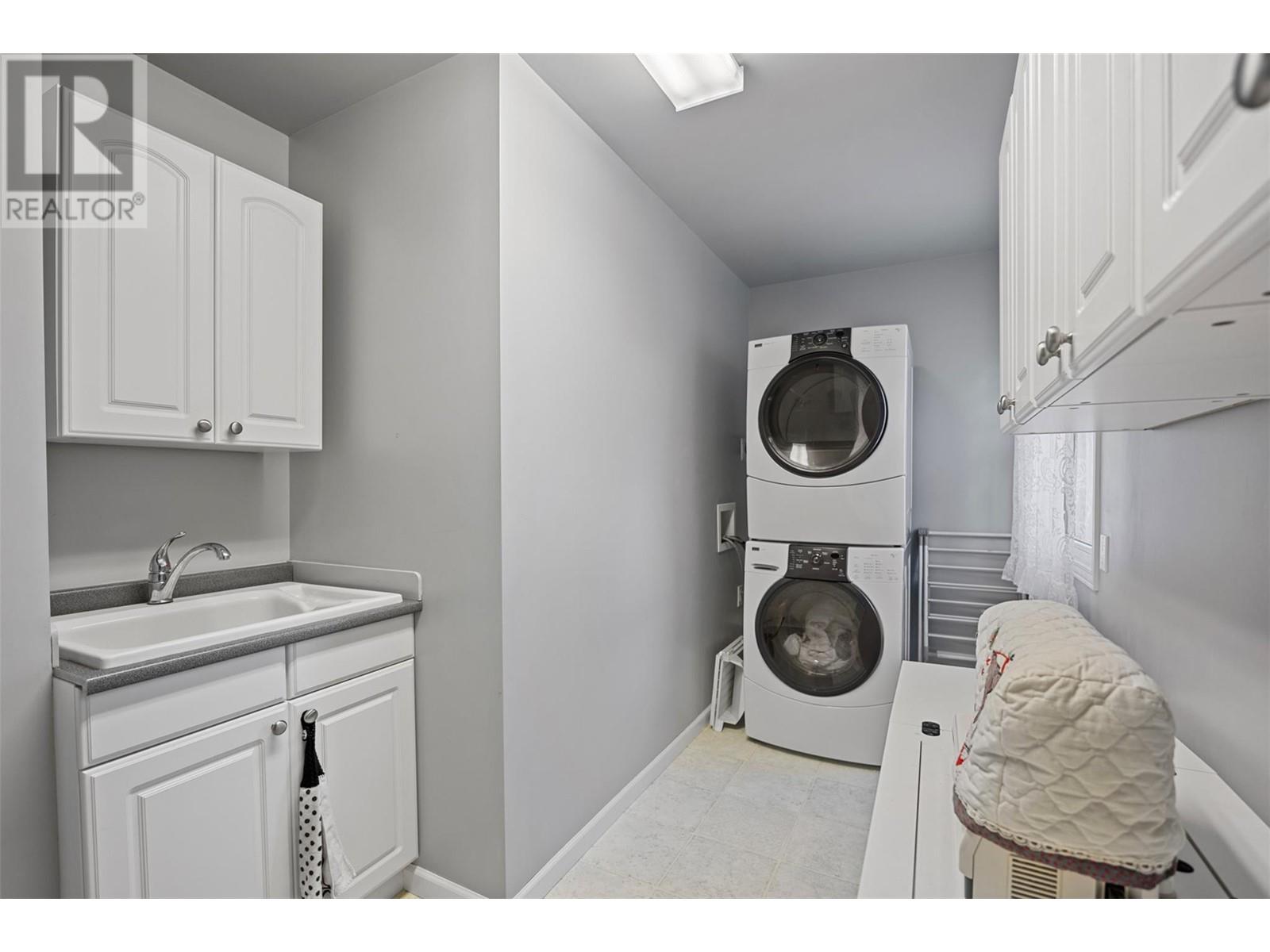 Property at 106 Beachview Road image 2