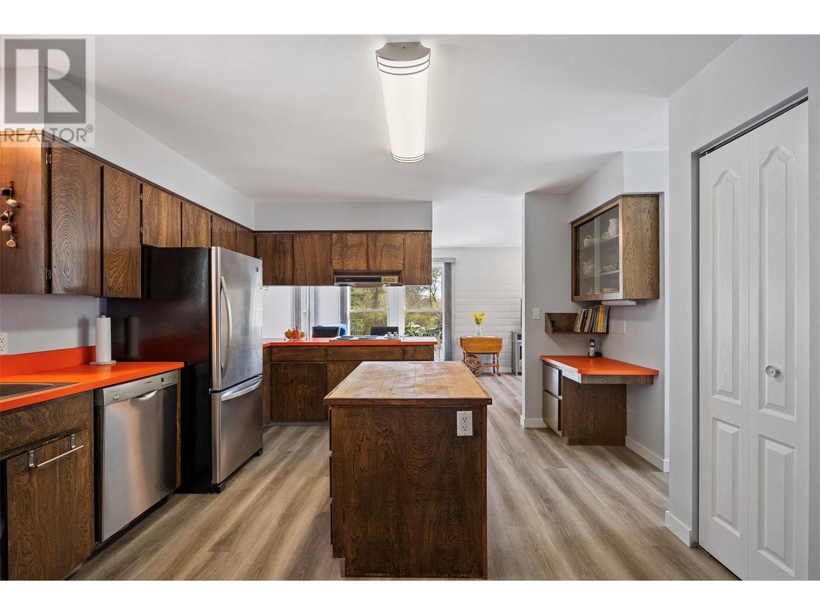 Property at 106 Beachview Road image 5