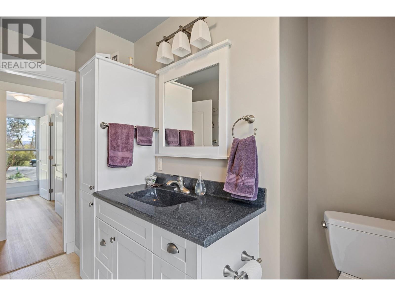 Property at 106 Beachview Road image 4