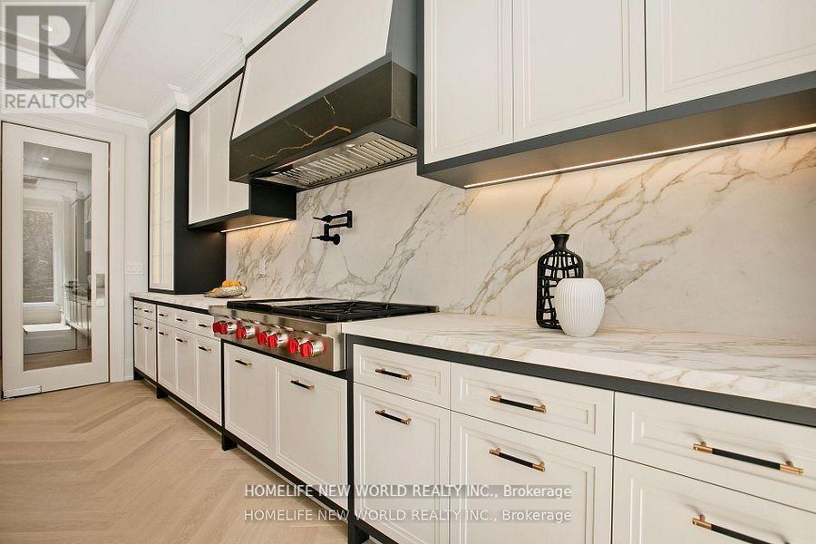 47 Tournament Drive, Toronto, Ontario  M2P 1K2 - Photo 10 - C12091526
