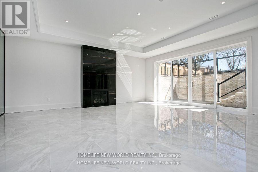 47 Tournament Drive, Toronto, Ontario  M2P 1K2 - Photo 34 - C12091526