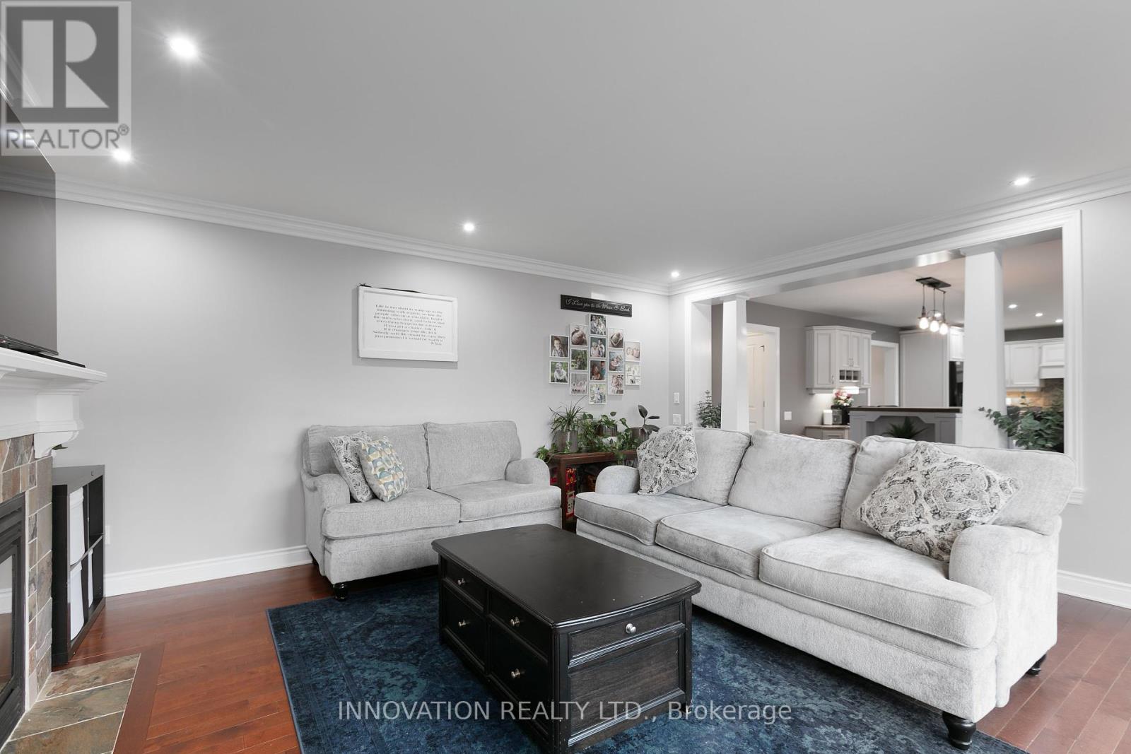 Property at 357 CASTOR STREET image 4