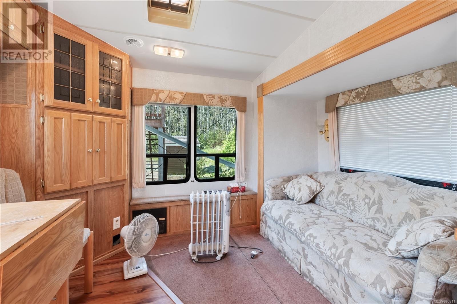 1181 Seventh Ave, Ucluelet, British Columbia  V0R 3A0 - Photo 16 - 995911