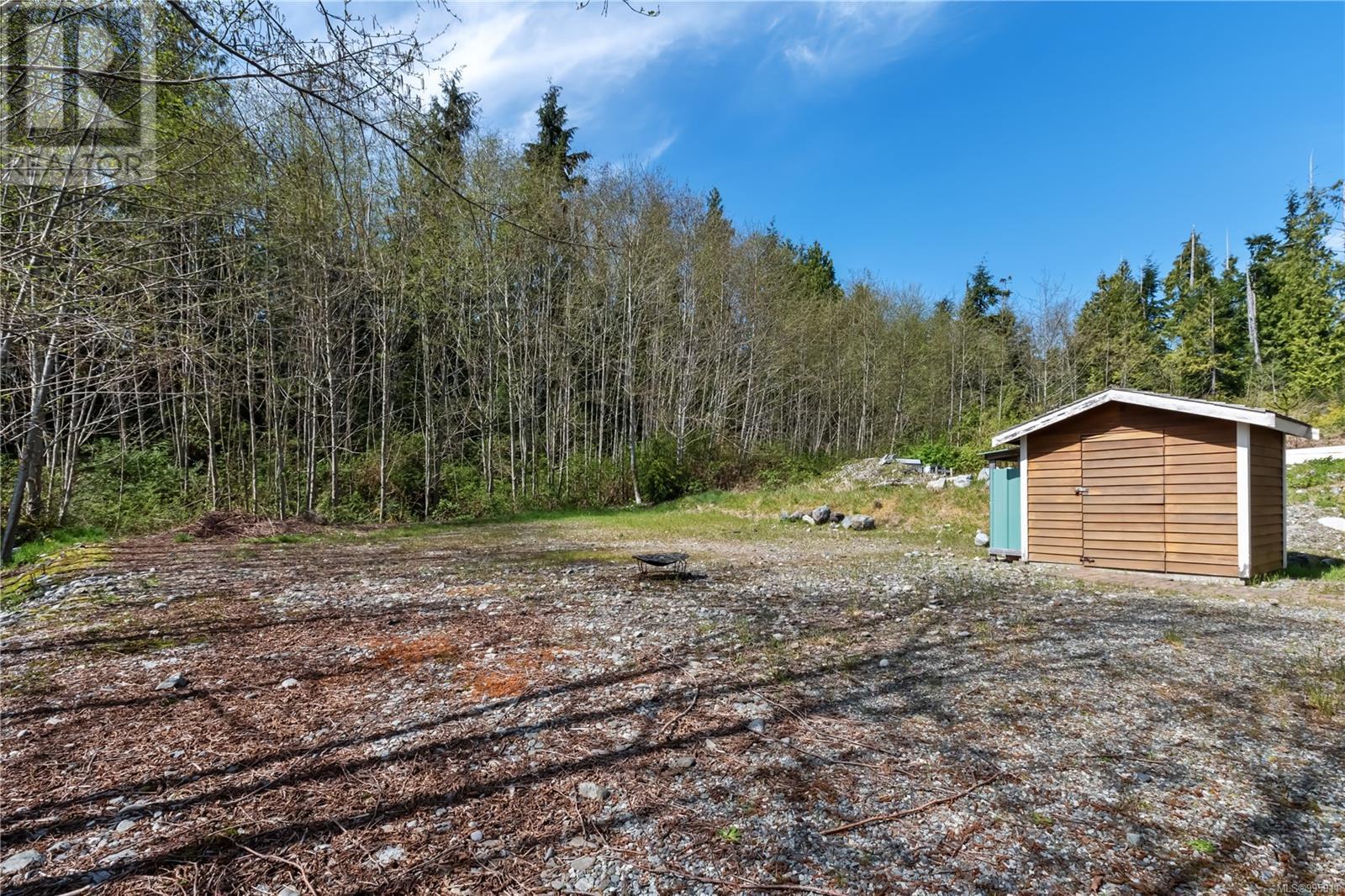 1181 Seventh Ave, Ucluelet, British Columbia  V0R 3A0 - Photo 19 - 995911