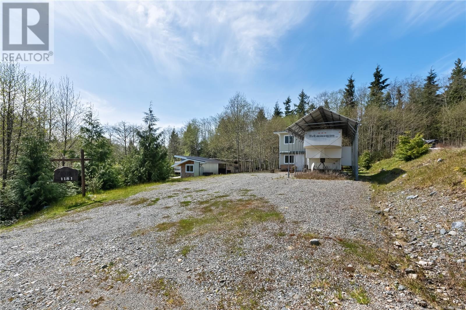 1181 Seventh Ave, Ucluelet, British Columbia  V0R 3A0 - Photo 22 - 995911