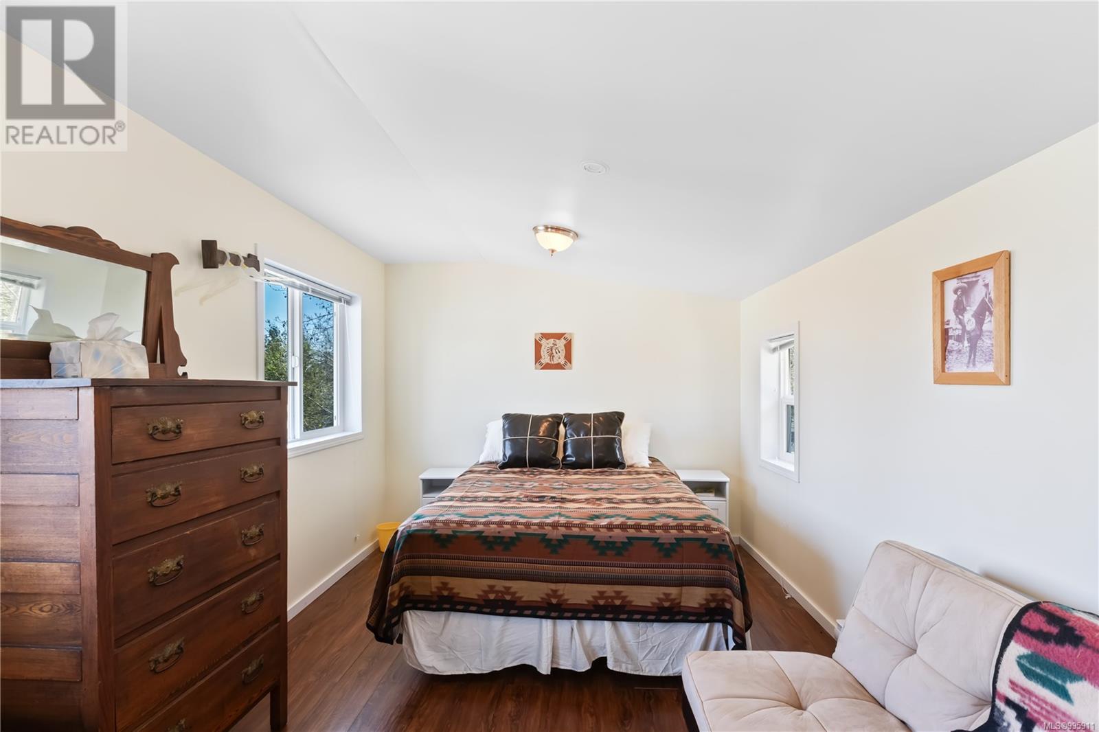1181 Seventh Ave, Ucluelet, British Columbia  V0R 3A0 - Photo 5 - 995911