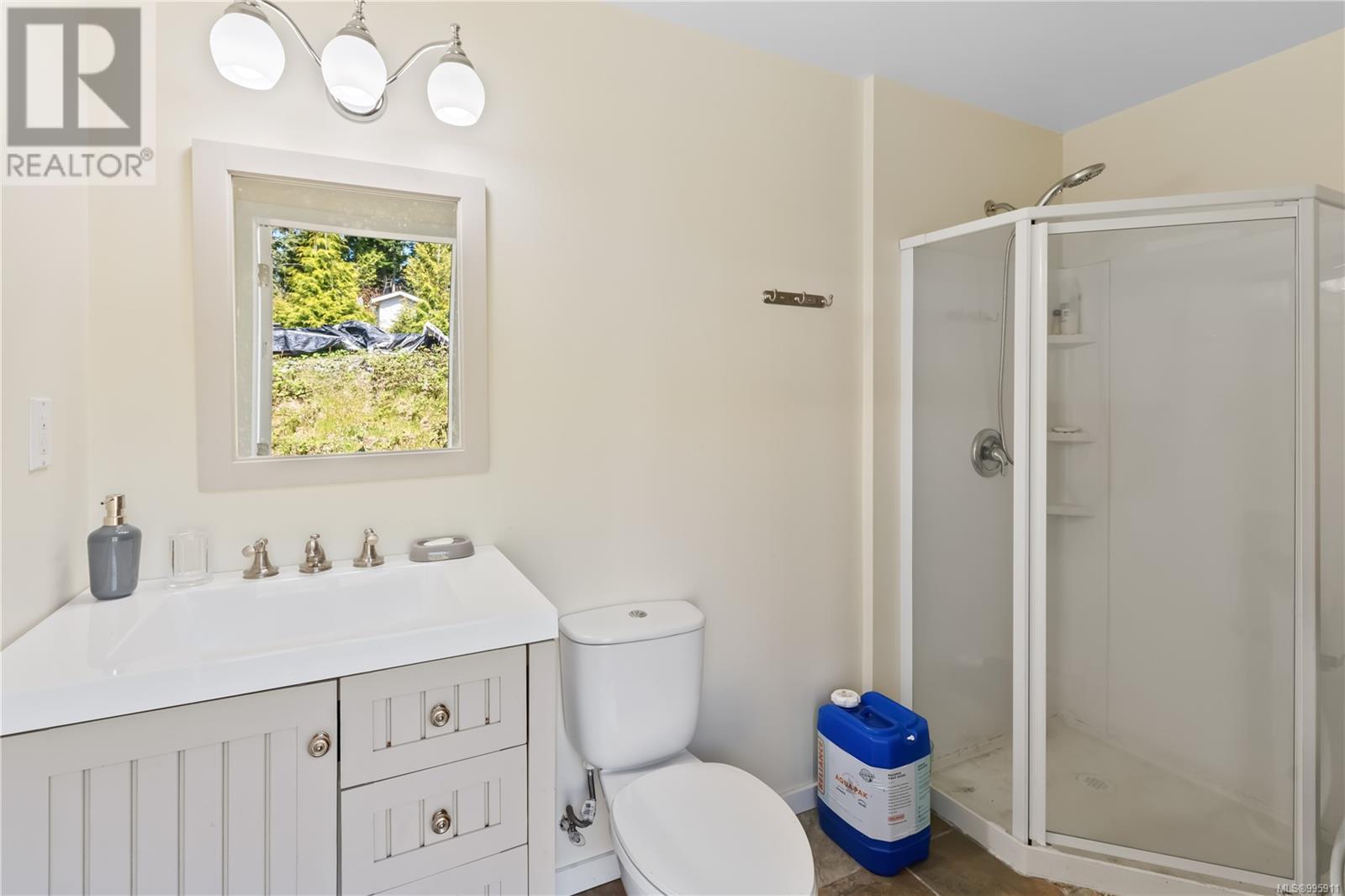 1181 Seventh Ave, Ucluelet, British Columbia  V0R 3A0 - Photo 8 - 995911