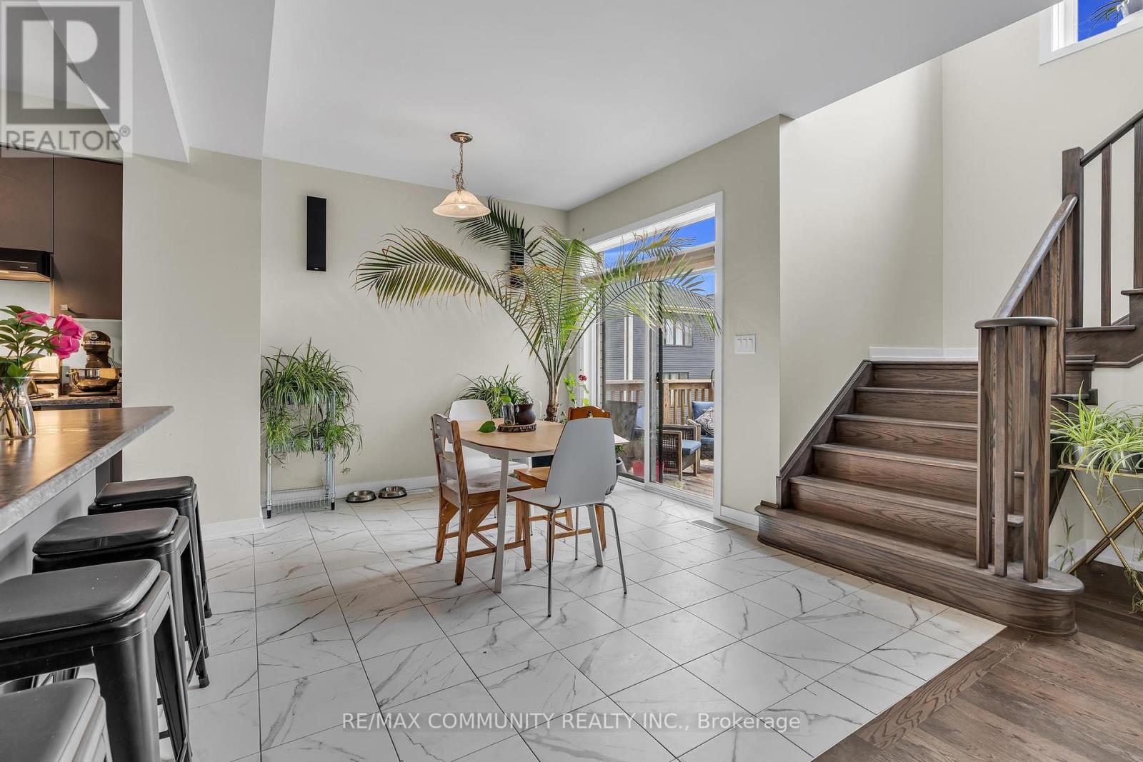 88 Sundin Drive, Haldimand, Ontario  N3W 0H1 - Photo 14 - X12091506