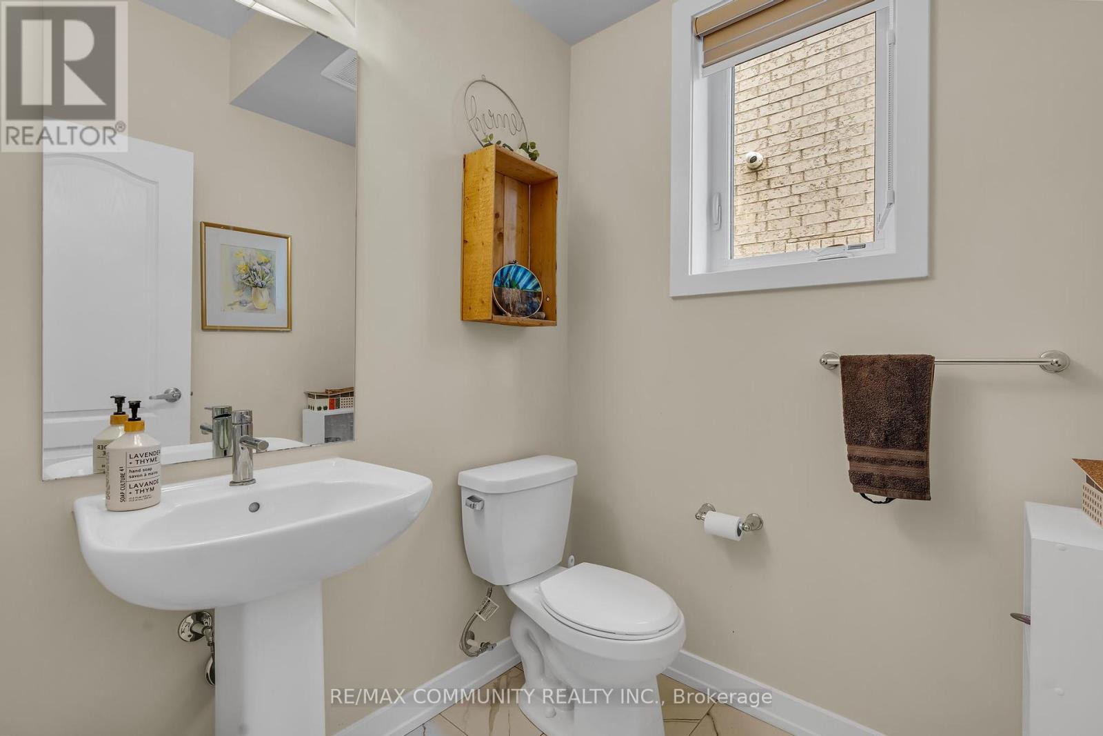 88 Sundin Drive, Haldimand, Ontario  N3W 0H1 - Photo 18 - X12091506