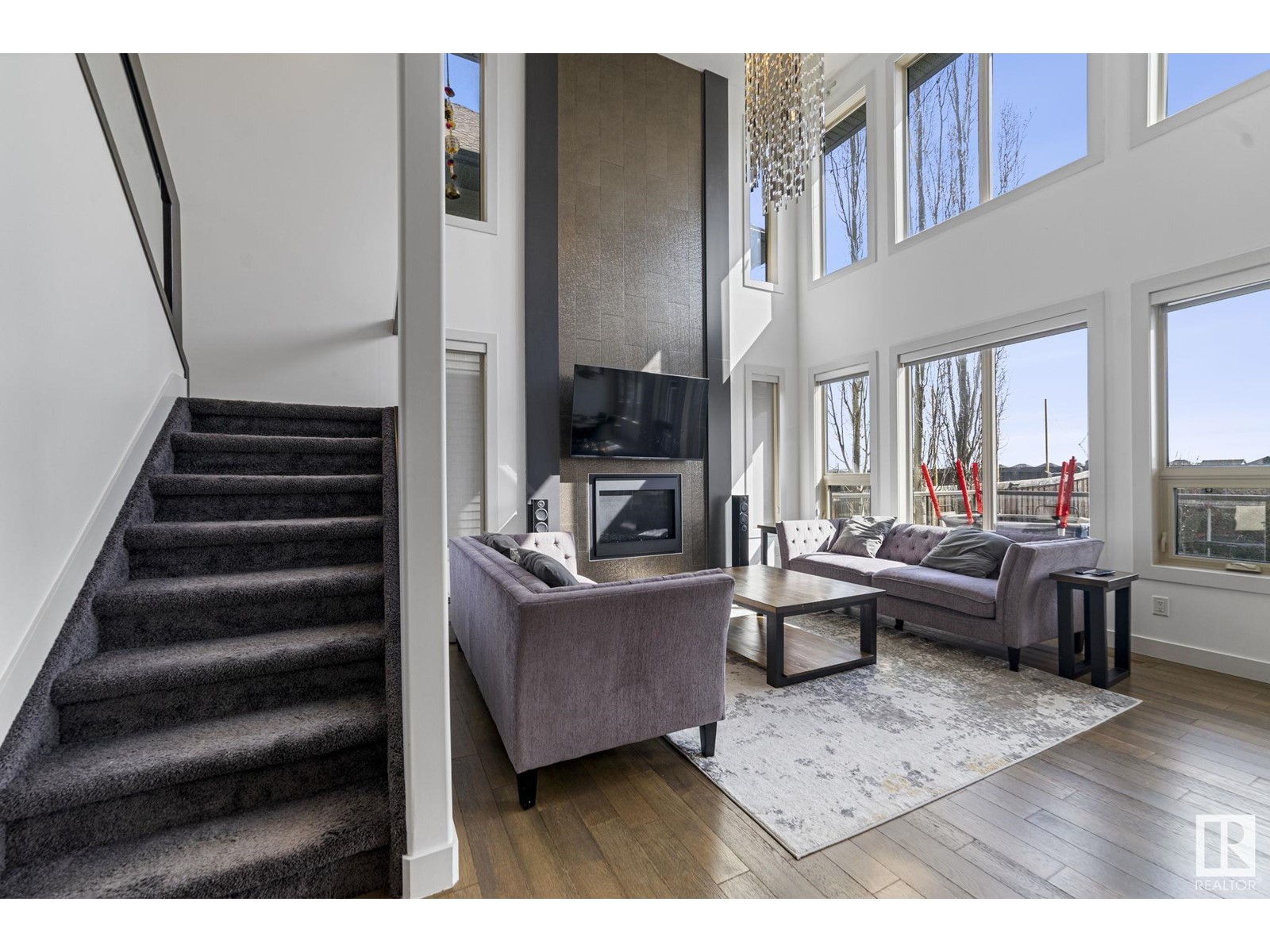 Property at 3695 ALLAN DR SW image 3