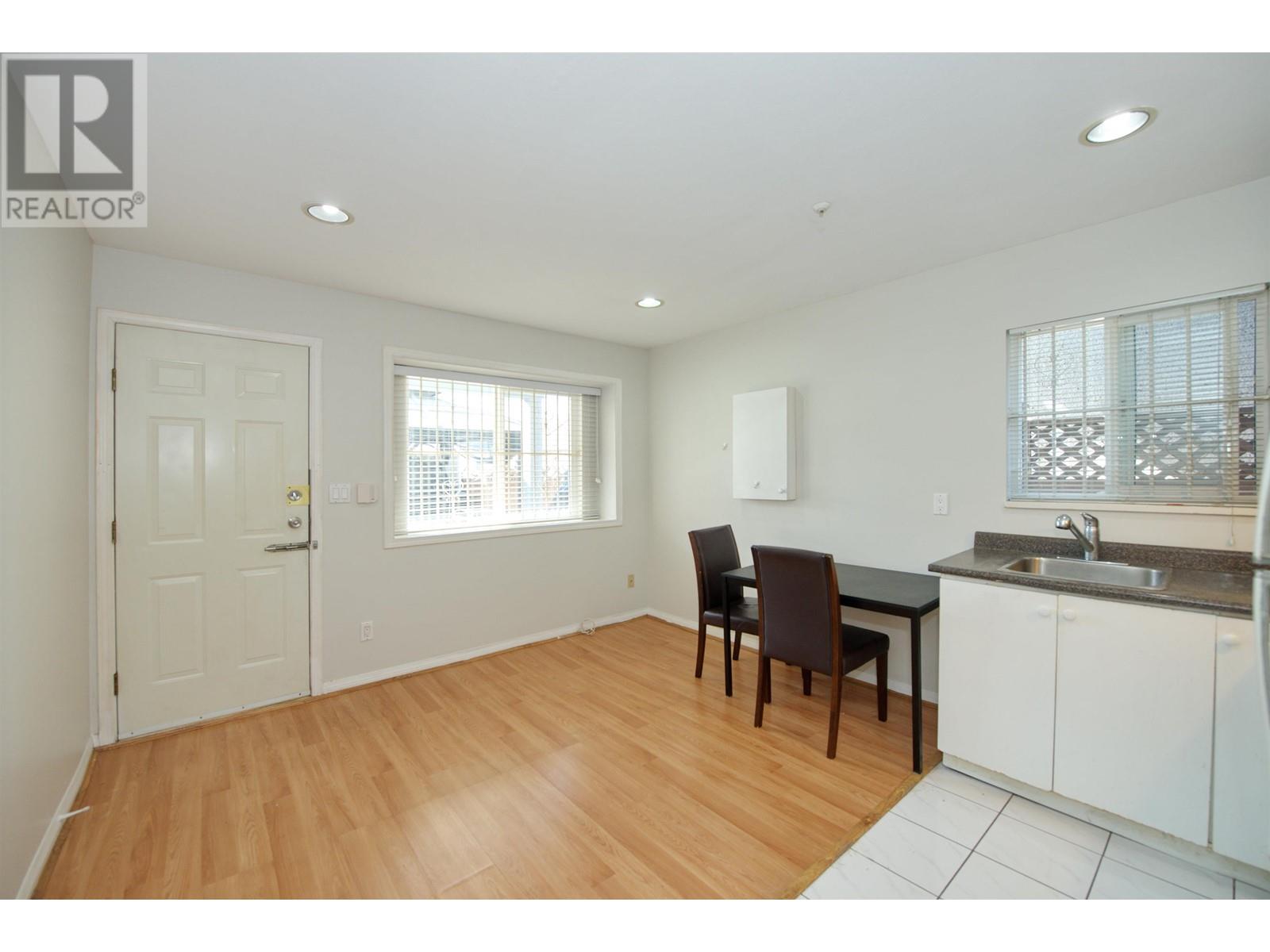 6499 St. Catherines Street, Vancouver, British Columbia  V5W 3G9 - Photo 5 - R2985791