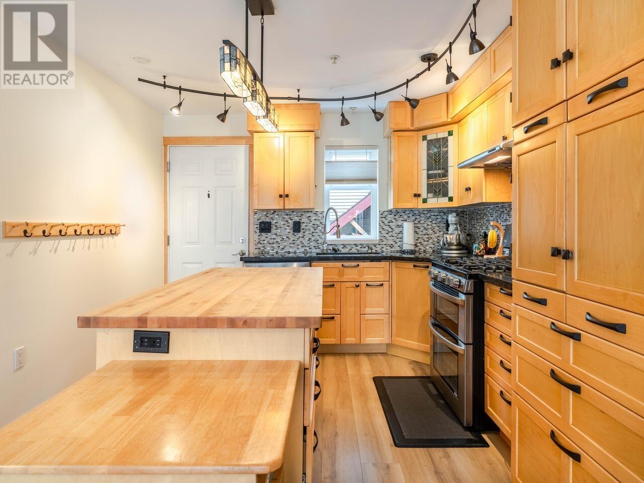 Property at 108 4272 ALBERT STREET image 3