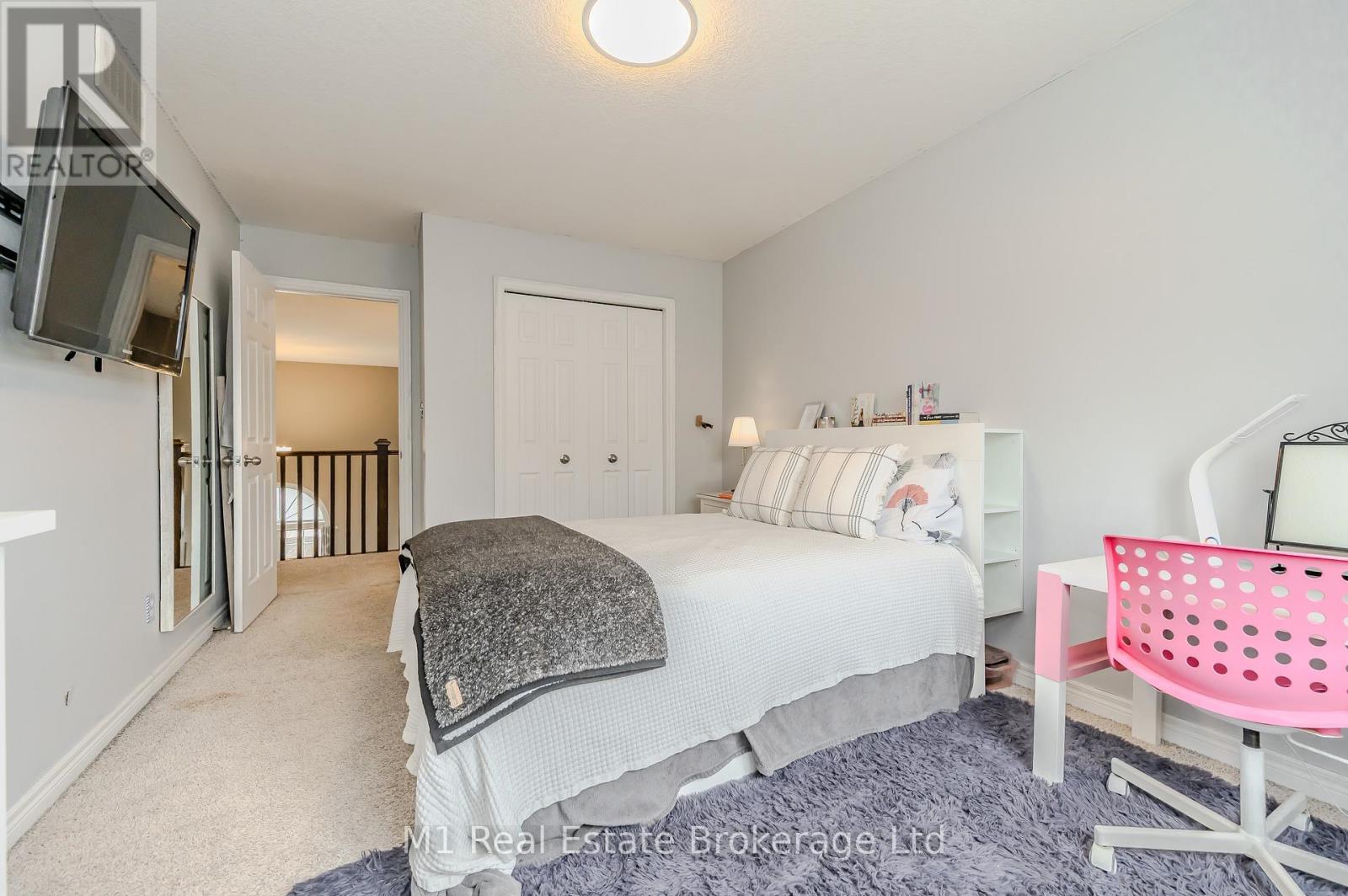 4 Endeavour Drive, Cambridge, Ontario  N3C 4C4 - Photo 22 - X12091574