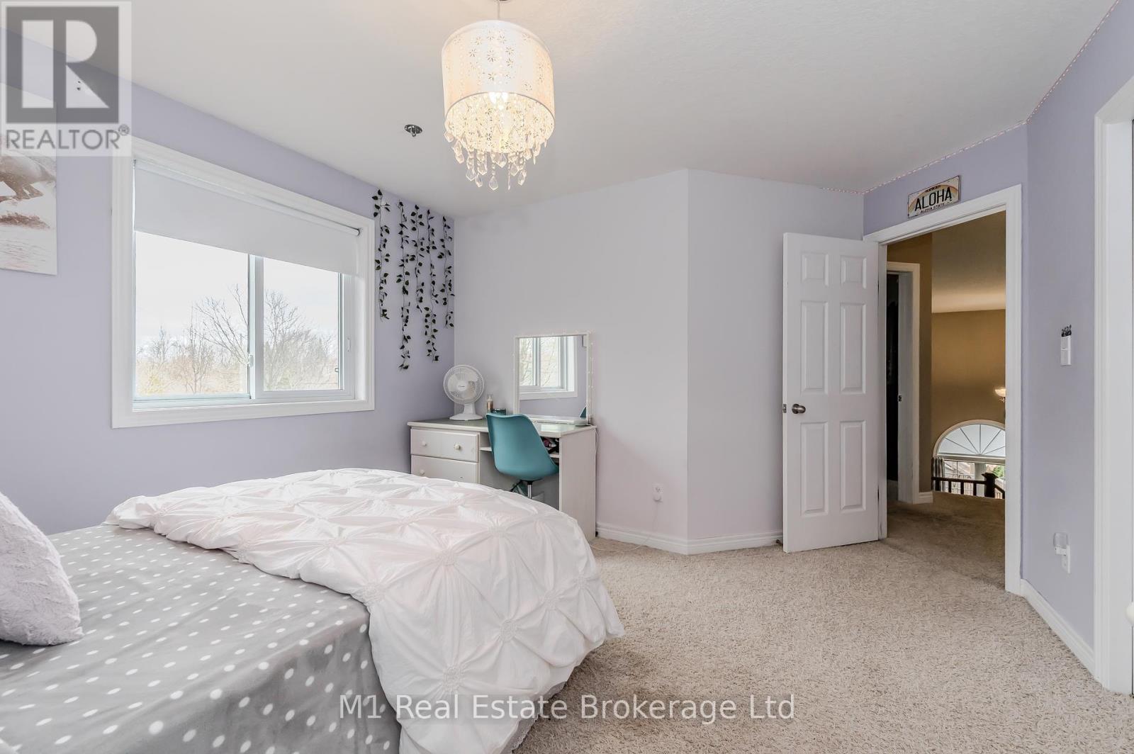 4 Endeavour Drive, Cambridge, Ontario  N3C 4C4 - Photo 24 - X12091574