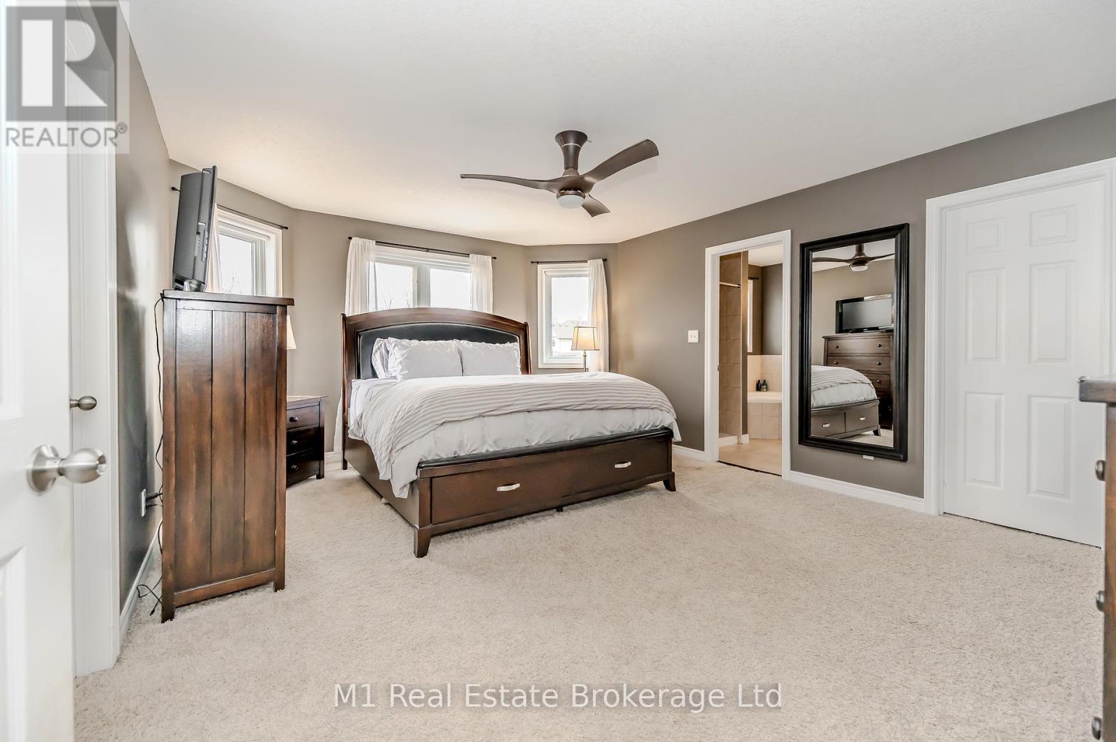 4 Endeavour Drive, Cambridge, Ontario  N3C 4C4 - Photo 27 - X12091574