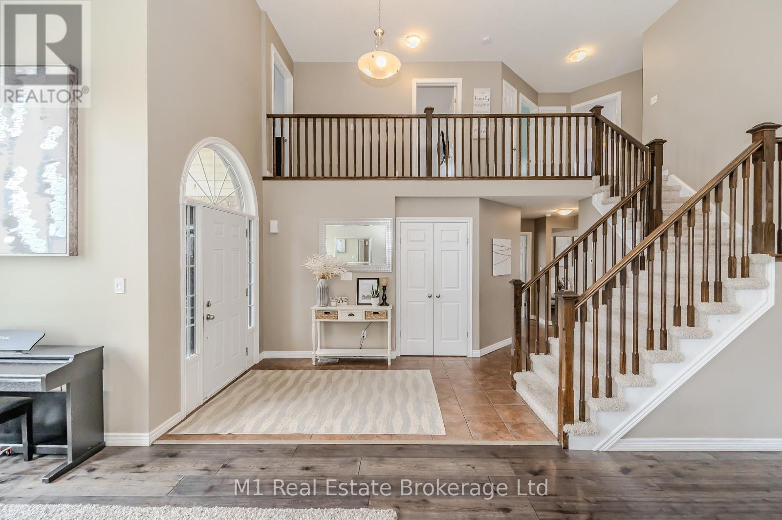 4 Endeavour Drive, Cambridge, Ontario  N3C 4C4 - Photo 5 - X12091574