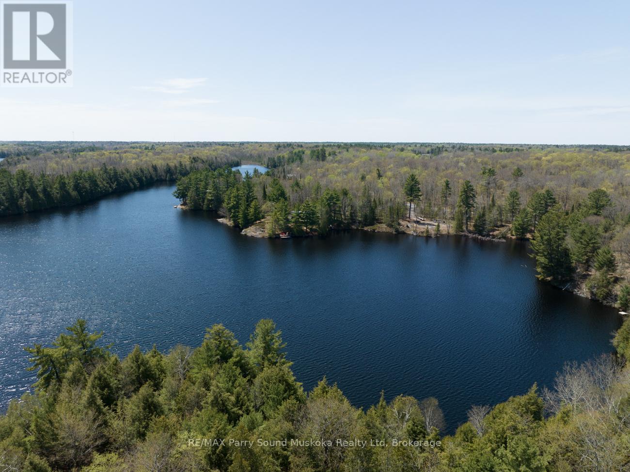 33 Pauls Bay Road, Mcdougall, Ontario  P2A 2W7 - Photo 12 - X12091577