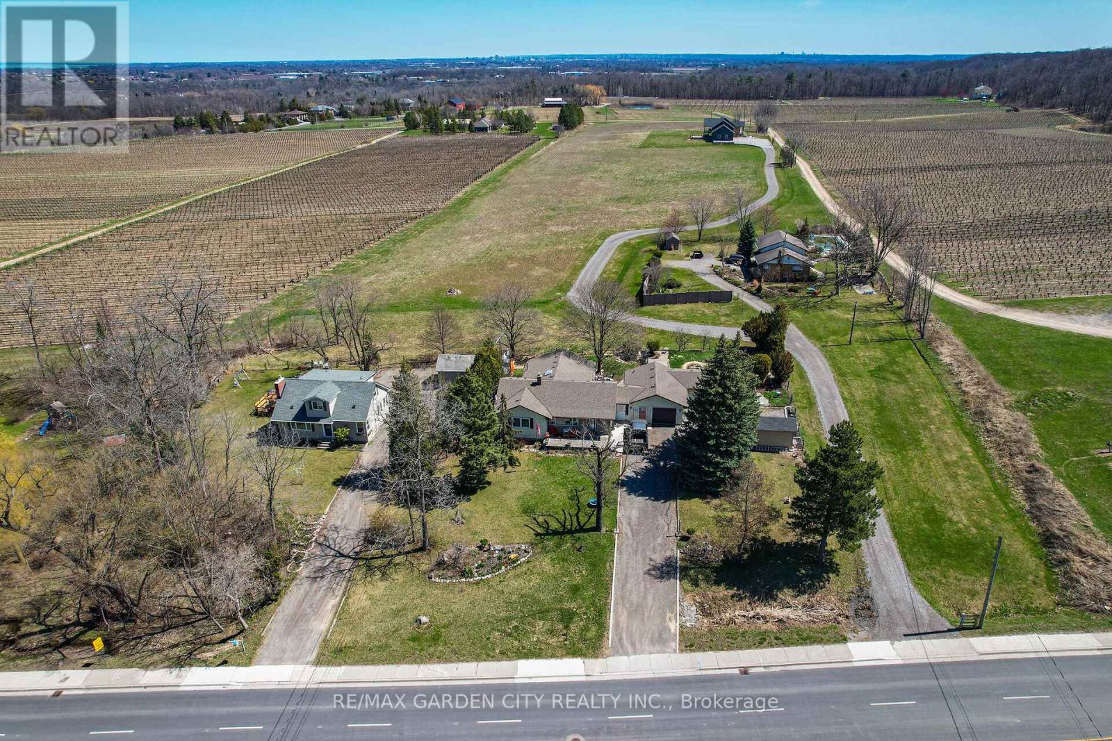 Property at 3811 VICTORIA AVENUE image 1