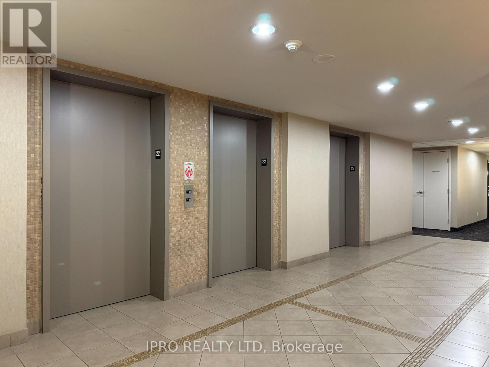 Property at 2207 - 9 GEORGE STREET N image 2