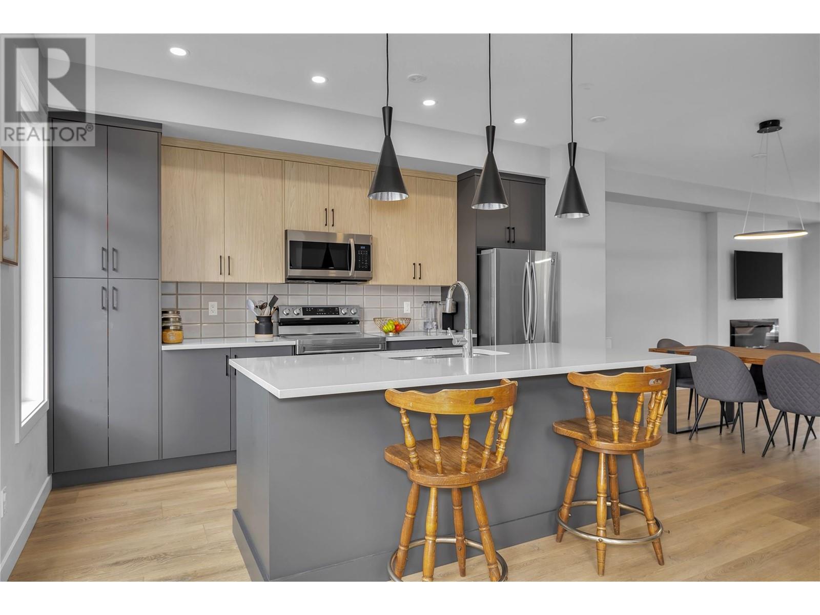Property at 1435 Cara Glen Court Unit# 115 image 3