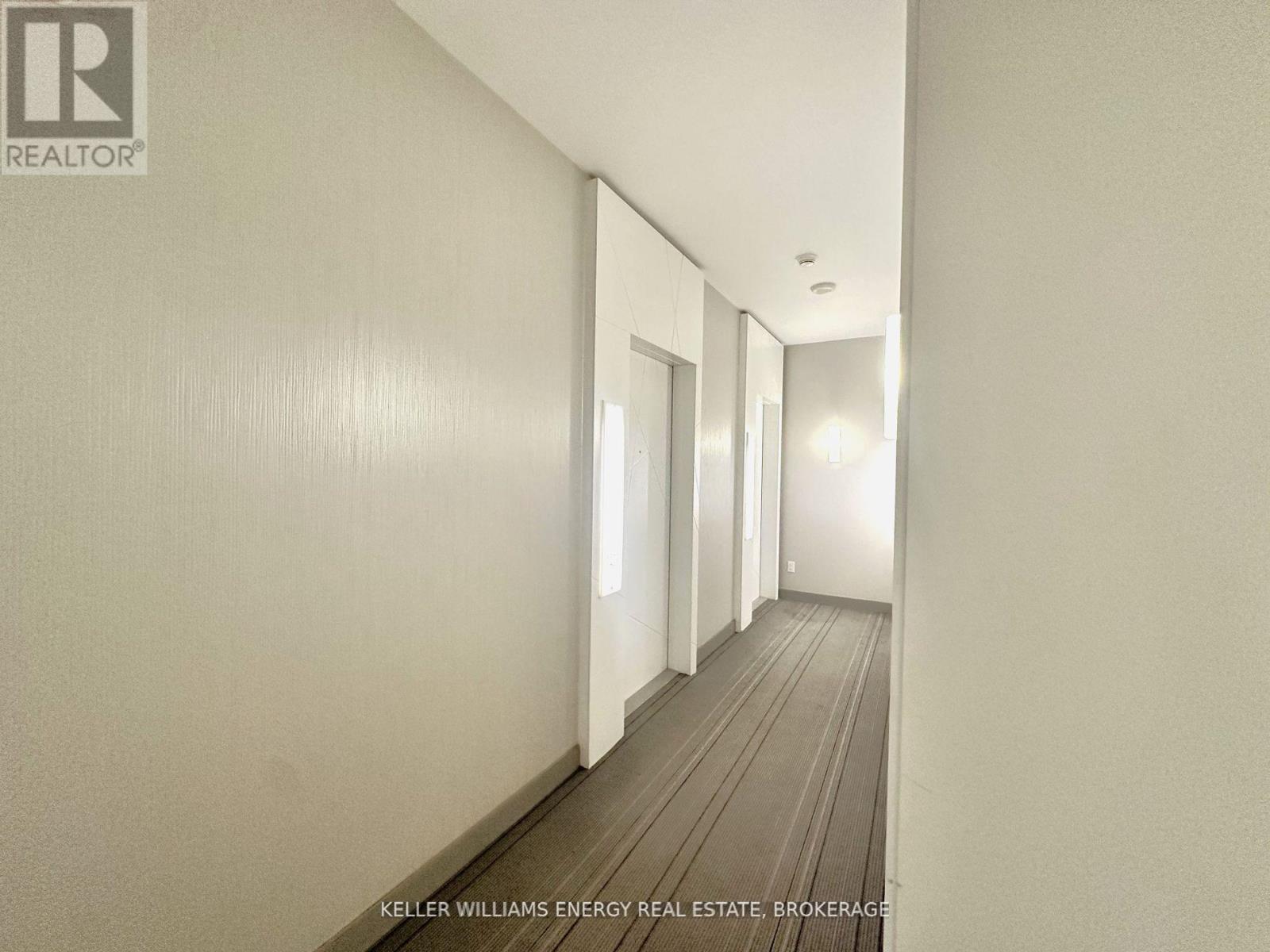 1409 - 12 York Street, Toronto, Ontario  M5J 0A9 - Photo 4 - C12013542